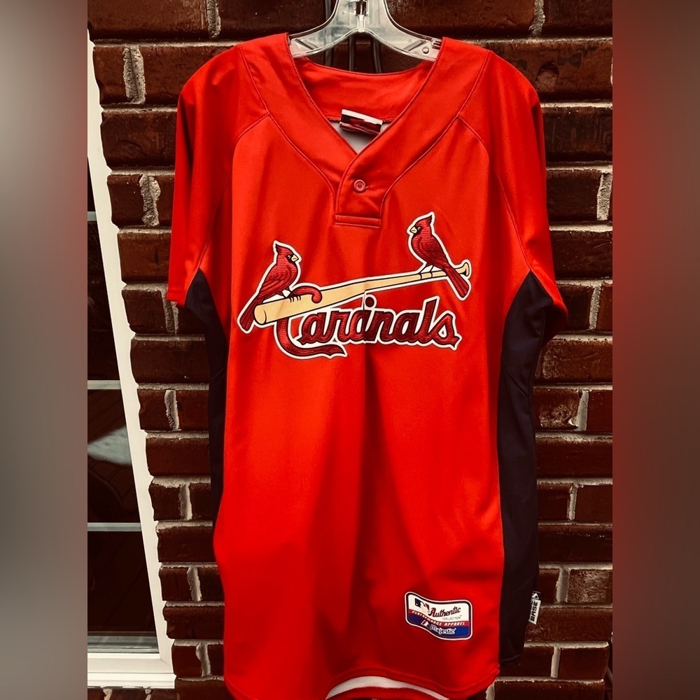 Majestic Red Cardinals Jersey - Picture 2 of 8
